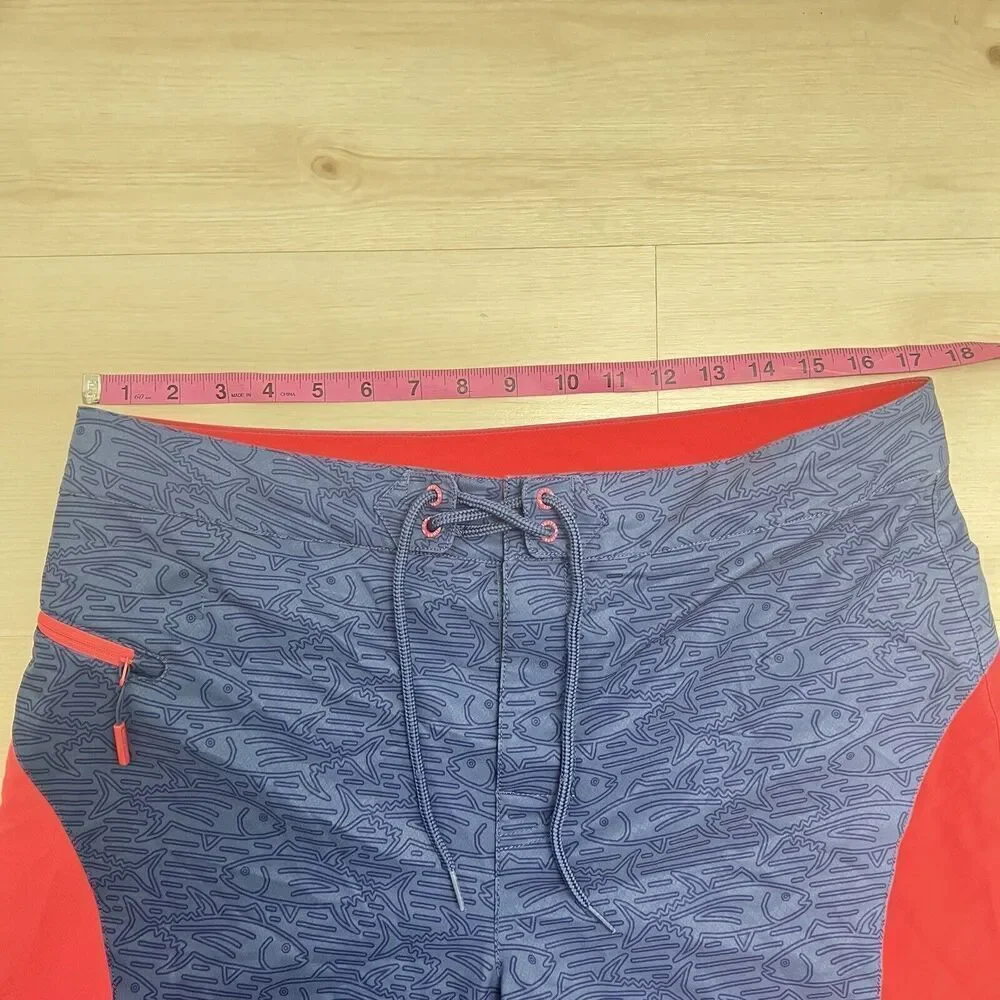 Vineyard Vines Men Size 33 Linear Tuna Pieced Swim Trunks Board Shorts Moonshine